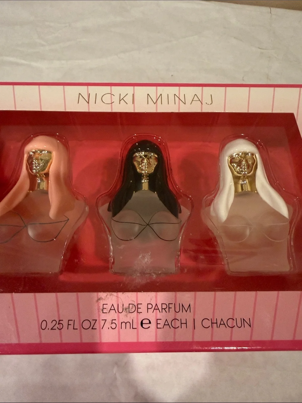 🩵Nicki Minaj Mini Perfume Trio - Pink, Black, White Bottles - Picture 7 of 8